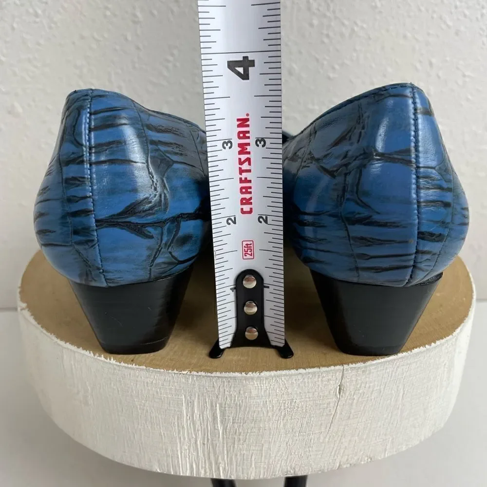 Andiamo Blue Faux Leather Reptile Print Flats Size 6.5